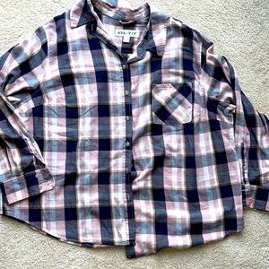 NWT button up flannel top - great colors!